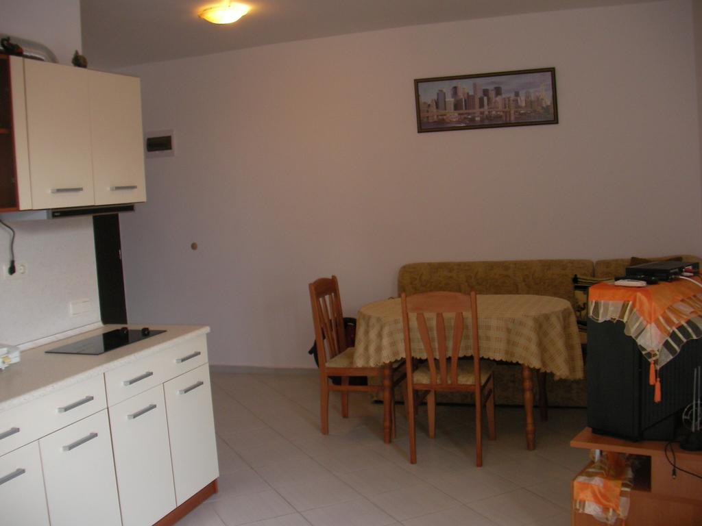Adonai Apartments Nesebar Luaran gambar