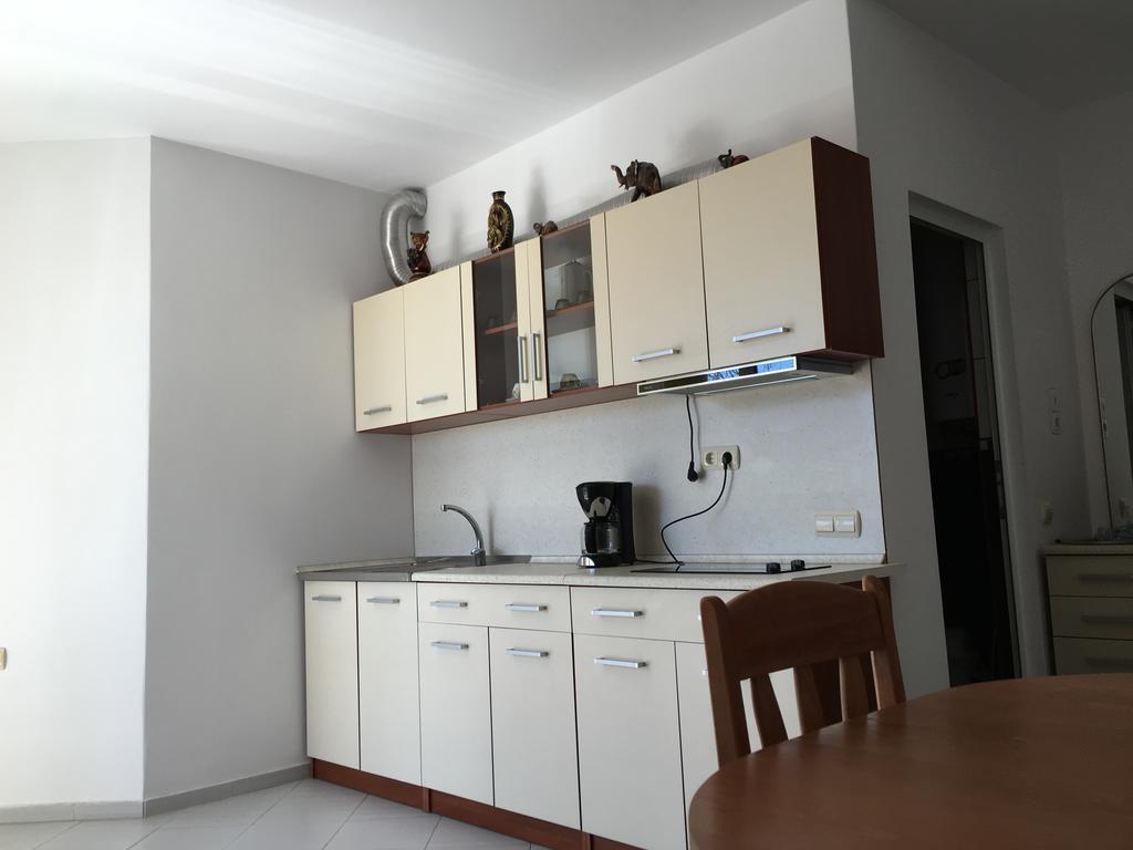 Adonai Apartments Nesebar Luaran gambar