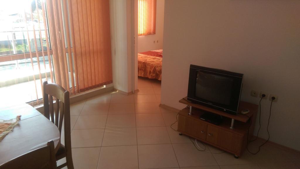 Adonai Apartments Nesebar Luaran gambar